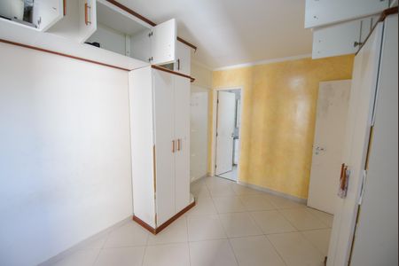 Apartamento para alugar com 6m², 2 quartos e 1 vaga Apartamento para alugar com 6m², 2 quartos e 1 vagaSuíte