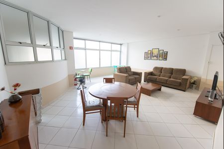 Área comum - Hall social de apartamento para alugar com 2 quartos, 6m² em Jardim das Nações, Taubaté
