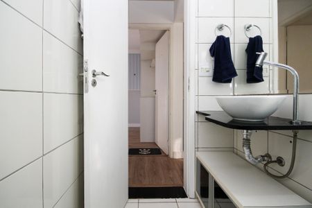 Apartamento para alugar com 62m², 2 quartos e 1 vaga Apartamento para alugar com 62m², 2 quartos e 1 vagaBanheiro