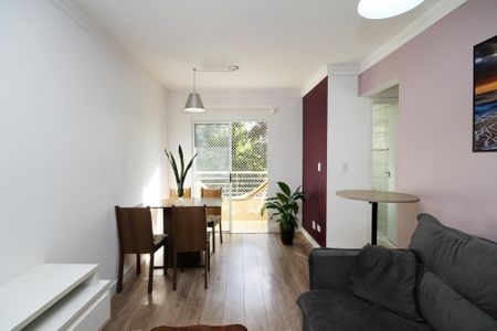 Sala de apartamento para alugar com 2 quartos, 62m² em Parque Rincao, Cotia