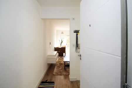 Entrada de apartamento para alugar com 2 quartos, 62m² em Parque Rincao, Cotia