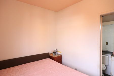 Apartamento à venda com 120m², 4 quartos e 1 vaga Apartamento à venda com 120m², 4 quartos e 1 vagaSuíte