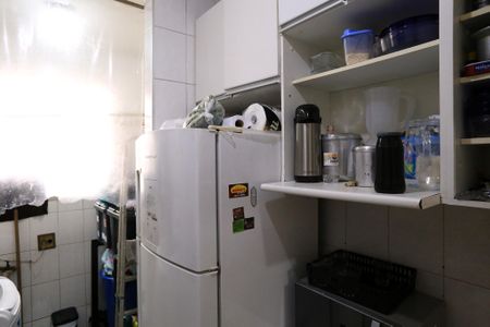 Apartamento à venda com 120m², 4 quartos e 1 vaga Apartamento à venda com 120m², 4 quartos e 1 vagaCozinha e Área de Serviço
