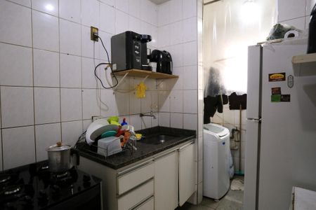 Apartamento à venda com 120m², 4 quartos e 1 vaga Apartamento à venda com 120m², 4 quartos e 1 vagaCozinha e Área de Serviço