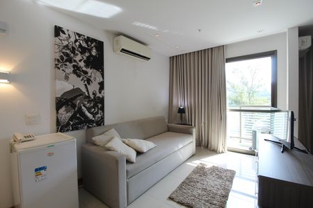 Sala de apartamento para alugar com 1 quarto, 36m² em Jacarepaguá, Rio de Janeiro