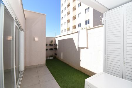 Casa de condomínio à venda com 180m², 3 quartos e sem vagaÁrea externa