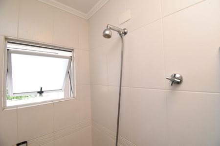 Casa de condomínio à venda com 180m², 3 quartos e sem vagaBanheiro 2