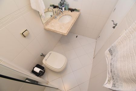 Casa de condomínio à venda com 180m², 3 quartos e sem vagaBanheiro 2