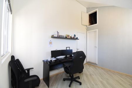 Casa de condomínio à venda com 180m², 3 quartos e sem vagaSuíte do Ático