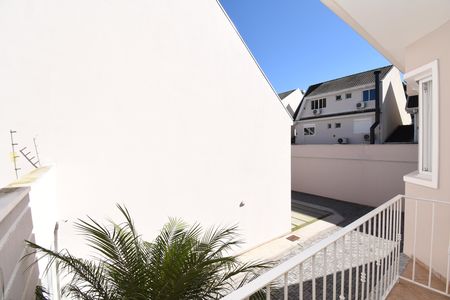 Casa de condomínio à venda com 180m², 3 quartos e sem vagaSacada da Suíte