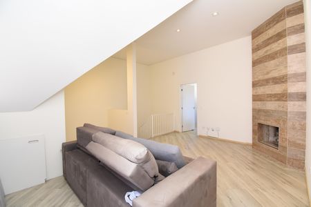 Casa de condomínio à venda com 180m², 3 quartos e sem vagaÁtico