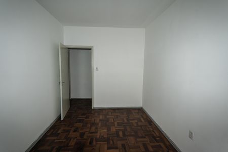 Quarto de apartamento à venda com 1 quarto, 44m² em São Geraldo, Porto Alegre