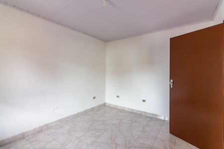 Quarto 2 de casa para alugar com 2 quartos, 80m² em Km 18, Osasco