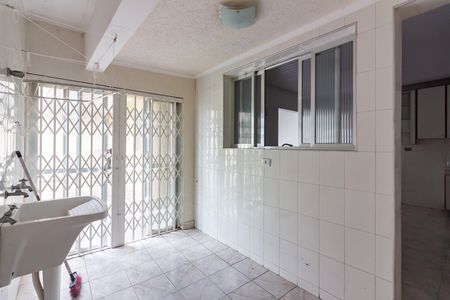 Casa para alugar com 80m², 2 quartos e 2 vagasLavanderia