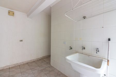 Casa para alugar com 80m², 2 quartos e 2 vagasLavanderia