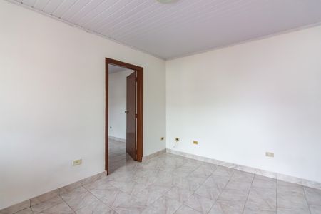 Sala  de casa para alugar com 2 quartos, 80m² em Km 18, Osasco