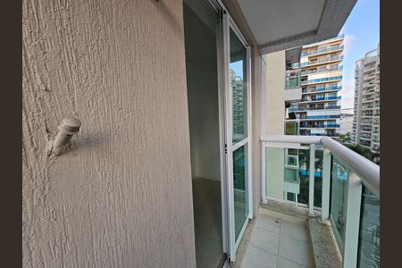 Apartamento para alugar com 98m², 3 quartos e 2 vagas Apartamento para alugar com 98m², 3 quartos e 2 vagasVaranda da suíte 3