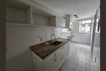 Apartamento para alugar com 98m², 3 quartos e 2 vagas Apartamento para alugar com 98m², 3 quartos e 2 vagasCozinha