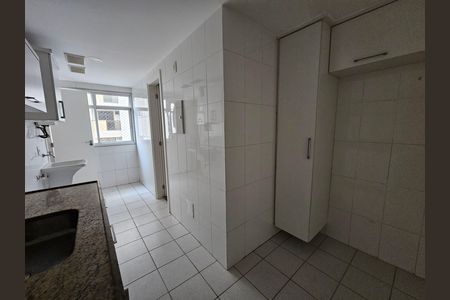 Apartamento para alugar com 98m², 3 quartos e 2 vagas Apartamento para alugar com 98m², 3 quartos e 2 vagasCozinha