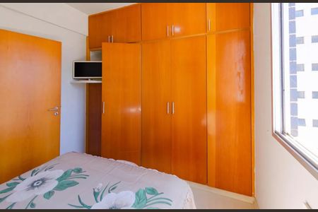 Apartamento para alugar com 78m², 3 quartos e 2 vagas Apartamento para alugar com 78m², 3 quartos e 2 vagasQuarto