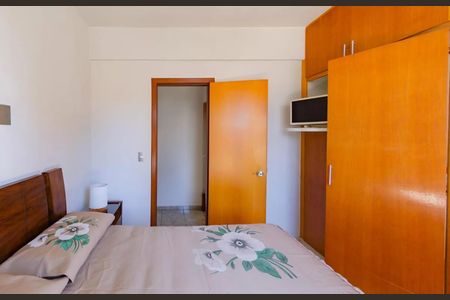 Apartamento para alugar com 78m², 3 quartos e 2 vagas Apartamento para alugar com 78m², 3 quartos e 2 vagasQuarto