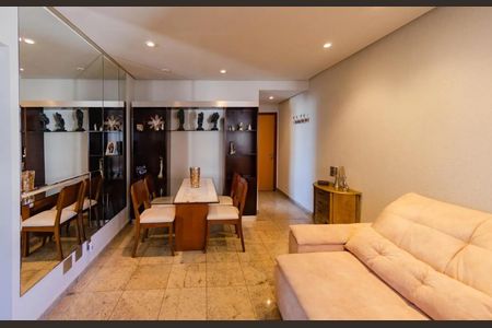 Apartamento para alugar com 78m², 3 quartos e 2 vagas Apartamento para alugar com 78m², 3 quartos e 2 vagasSala