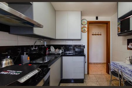 Apartamento para alugar com 78m², 3 quartos e 2 vagas Apartamento para alugar com 78m², 3 quartos e 2 vagasCozinha