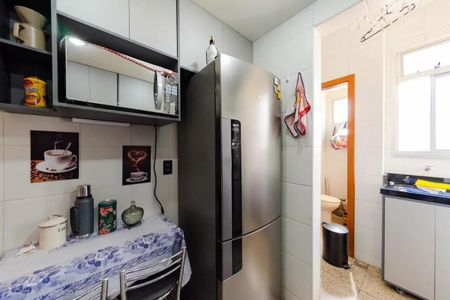 Cozinha de apartamento para alugar com 3 quartos, 78m² em Belvedere, Belo Horizonte