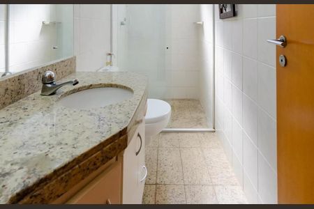 Apartamento para alugar com 78m², 3 quartos e 2 vagas Apartamento para alugar com 78m², 3 quartos e 2 vagasBanheiro