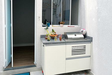 Casa para alugar com 96m², 2 quartos e 1 vagaQuintal