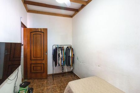 Casa à venda com 210m², 3 quartos e 2 vagasQuarto1  - Casa 2