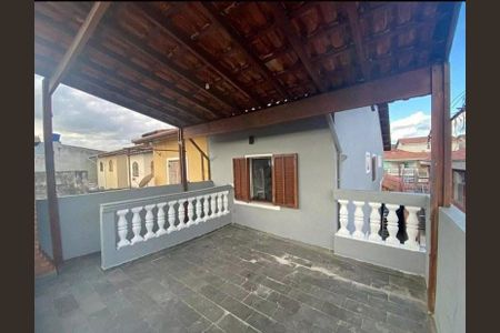 Casa à venda com 180m², 3 quartos e 4 vagasÁrea externa