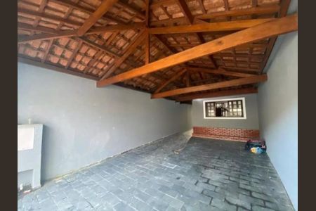 Casa à venda com 180m², 3 quartos e 4 vagasÁrea externa