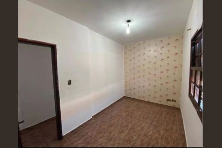Casa à venda com 180m², 3 quartos e 4 vagasQuarto