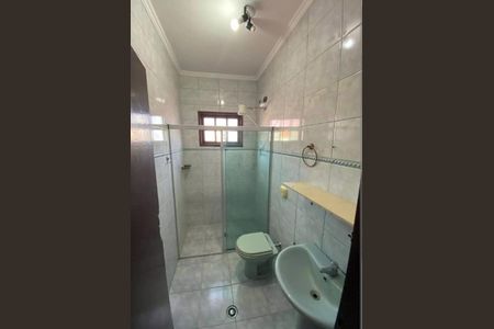 Casa à venda com 180m², 3 quartos e 4 vagasBanheiro