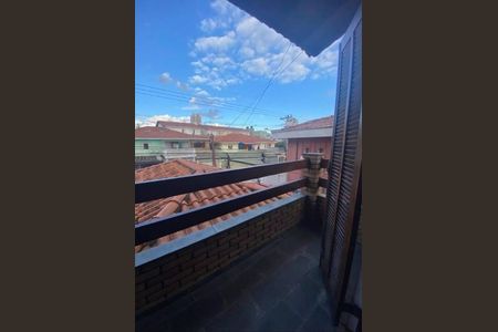 Casa à venda com 180m², 3 quartos e 4 vagasÁrea externa