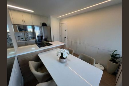 Apartamento à venda com 58m², 3 quartos e 1 vaga