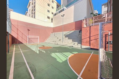 Apartamento à venda com 180m², 4 quartos e 3 vagas Apartamento à venda com 180m², 4 quartos e 3 vagasQuadra Esportiva
