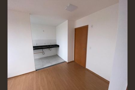 Cozinha de apartamento para alugar com 2 quartos, 43m² em Chácara São Pedro, Aparecida de Goiânia