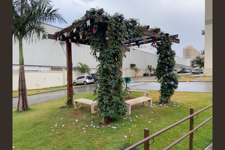 Apartamento para alugar com 43m², 2 quartos e 2 vagas Apartamento para alugar com 43m², 2 quartos e 2 vagasÁrea externa