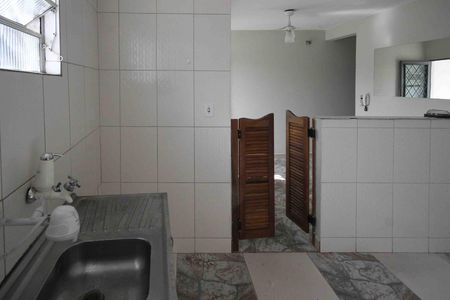 Casa para alugar com 60m², 2 quartos e sem vaga