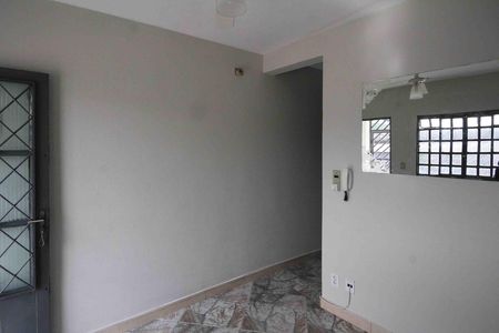 Casa para alugar com 60m², 2 quartos e sem vaga