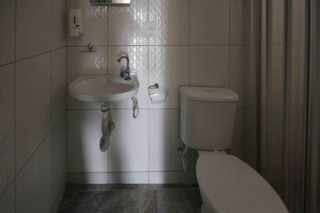 Casa para alugar com 60m², 2 quartos e sem vaga