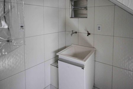 Casa para alugar com 60m², 2 quartos e sem vaga