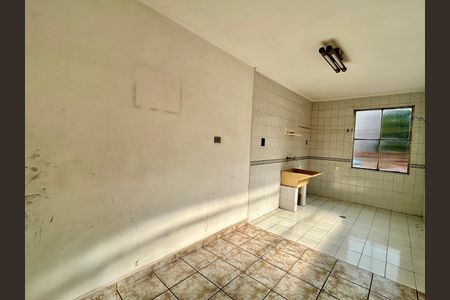 Casa para alugar com 90m², 3 quartos e 1 vaga Casa para alugar com 90m², 3 quartos e 1 vagaLavanderia