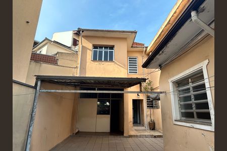 Casa para alugar com 90m², 3 quartos e 1 vaga Casa para alugar com 90m², 3 quartos e 1 vagaFachada