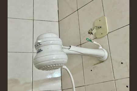 Casa para alugar com 90m², 3 quartos e 1 vaga Casa para alugar com 90m², 3 quartos e 1 vagaBanheiro