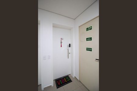 Apartamento à venda com 112m², 2 quartos e 2 vagas Apartamento à venda com 112m², 2 quartos e 2 vagasHall de entrada