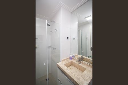 Apartamento à venda com 112m², 2 quartos e 2 vagas Apartamento à venda com 112m², 2 quartos e 2 vagasBanheiro Social