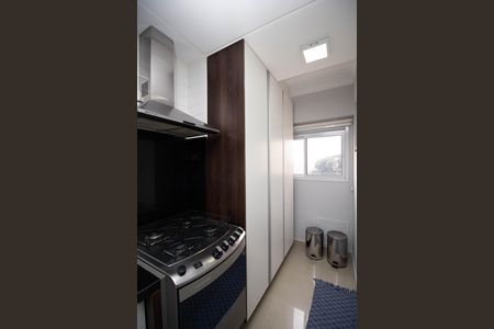 Apartamento à venda com 112m², 2 quartos e 2 vagas Apartamento à venda com 112m², 2 quartos e 2 vagasDetalhe - Cozinha